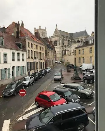 Les Dames Au Chapeau Vert Saint-Omer  Exterior photo